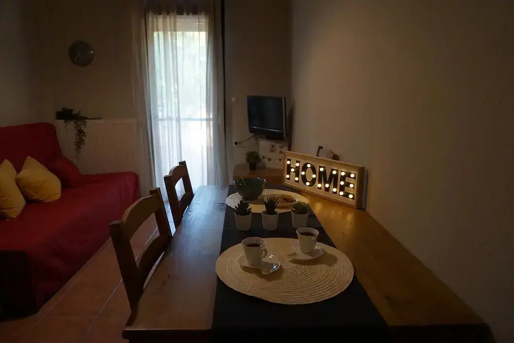 1 Bedroom Apartment with garden view