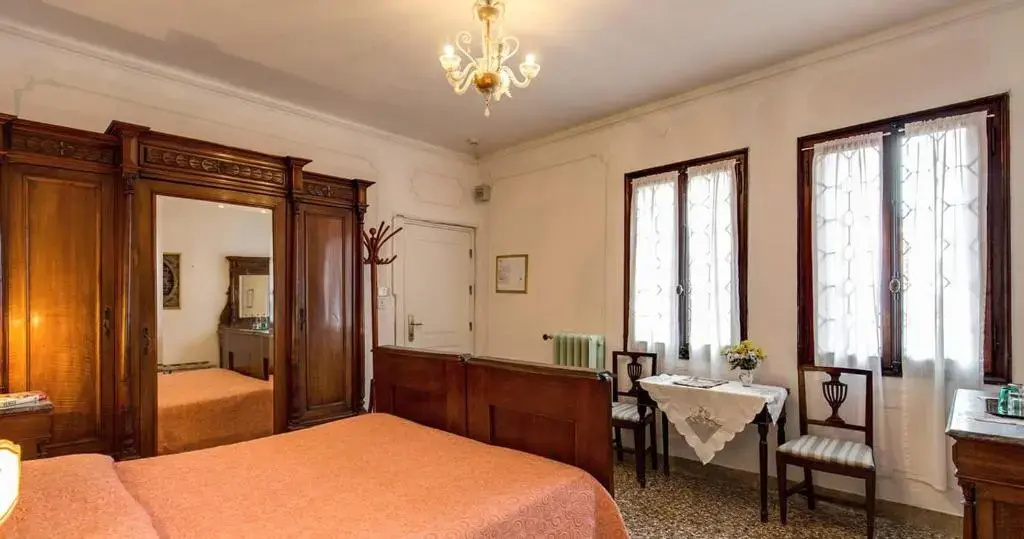Standard Double room with view (full double bed)