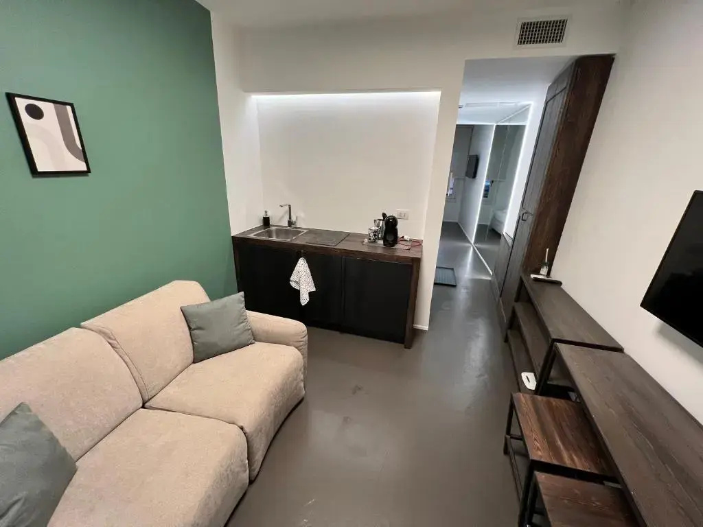 Superior Studio