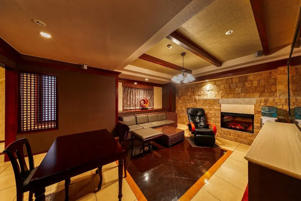 Hotel photo 12