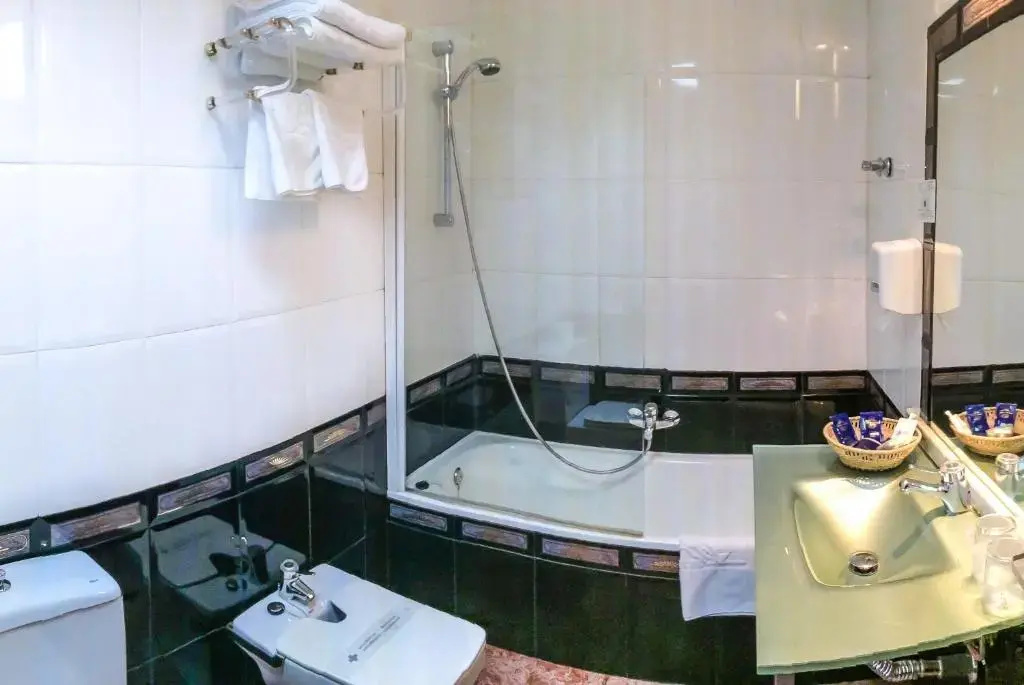 Hotel Reino de Granada - Chambres