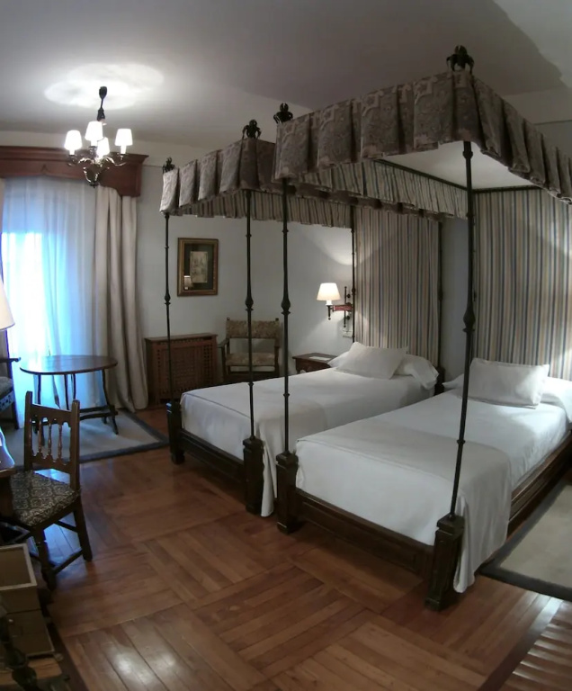 Parador de Santiago de Compostela - Chambres