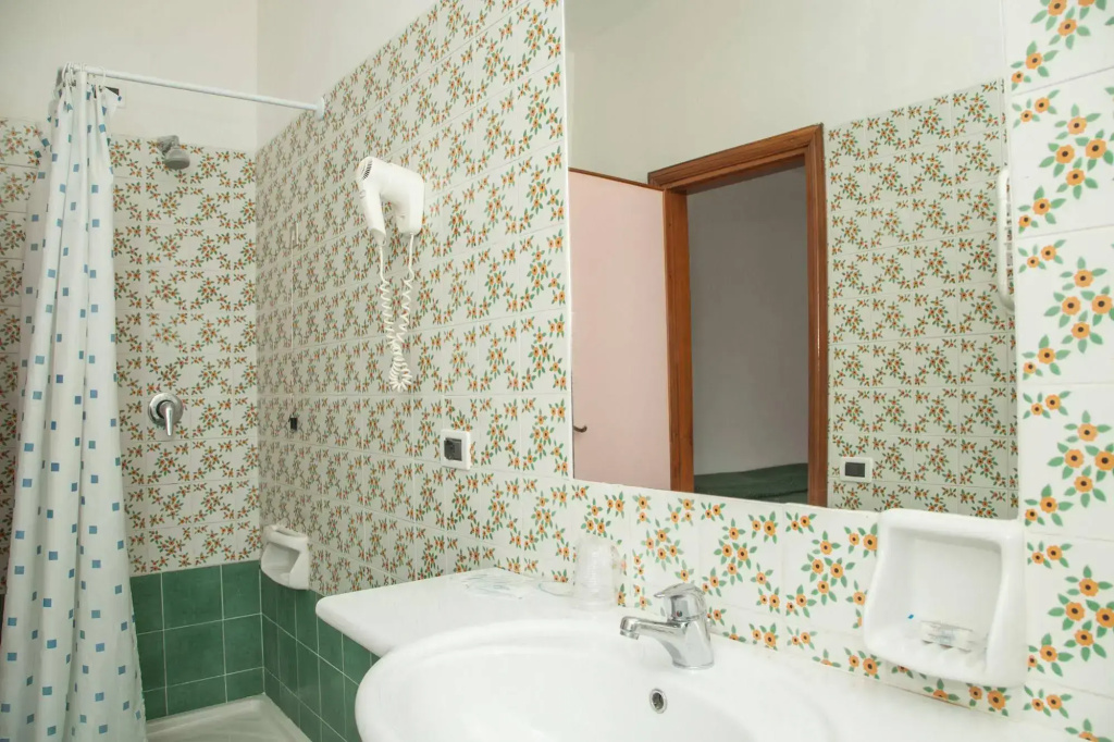 Hotel photo 32