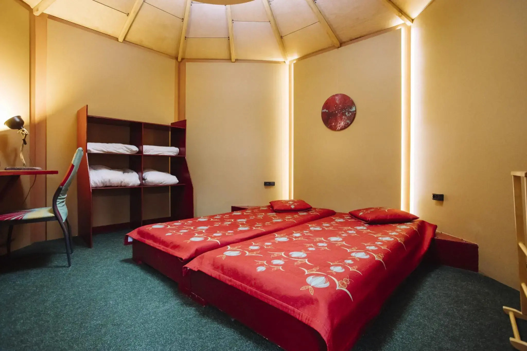 Botanique Double Bungalow (twin beds)