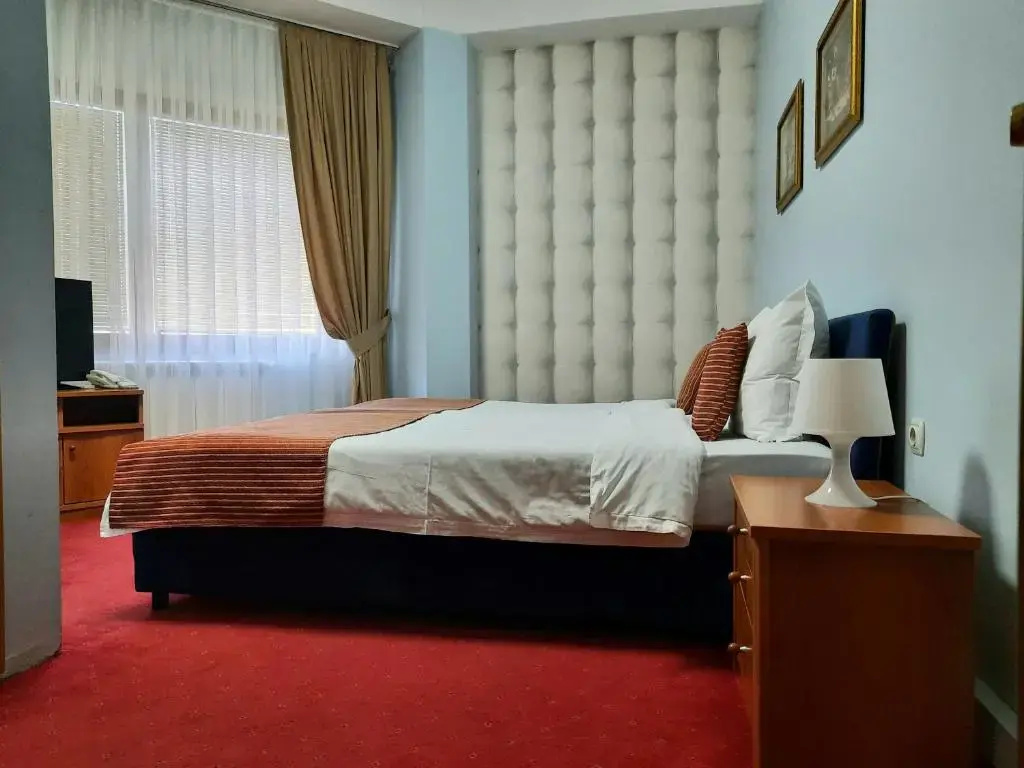 Hotel Aristocrat & Fish Restaurant - Chambres