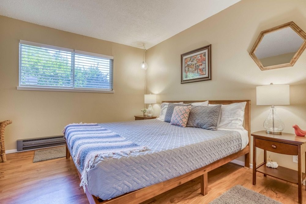 Creekside Condo 136 — 2