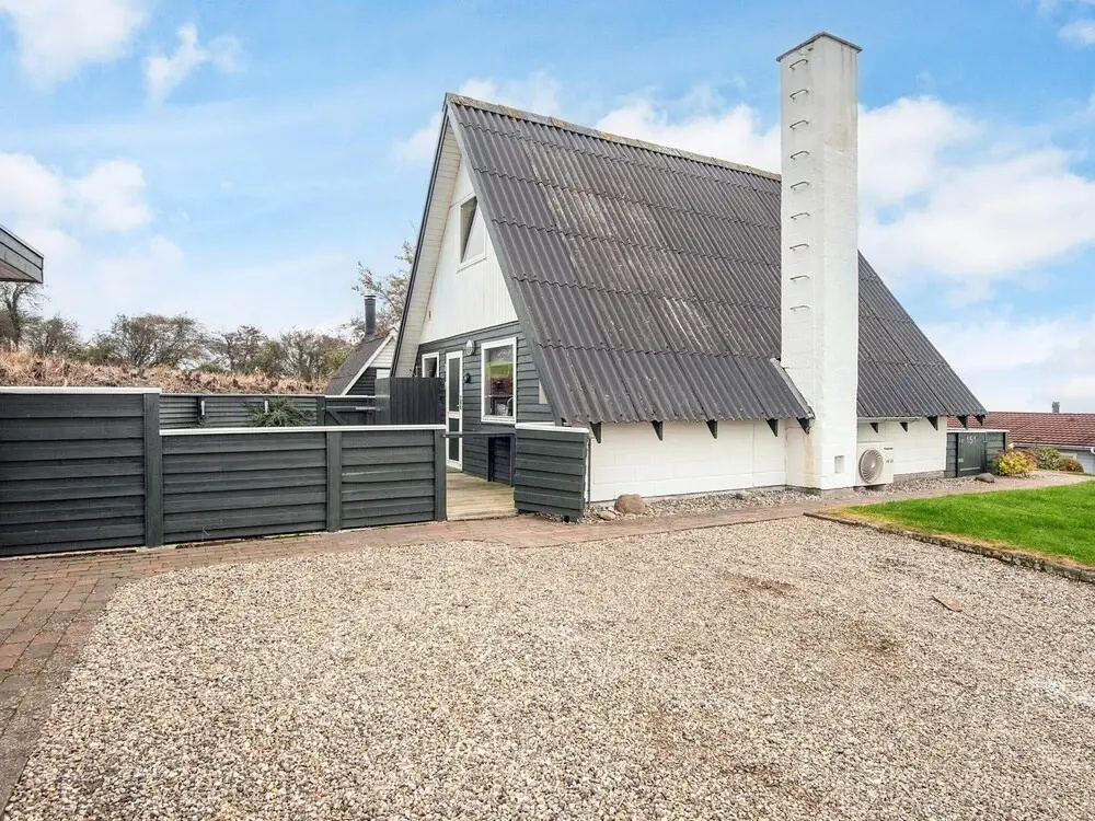 6 Person Holiday Home in Aabenraa-by Traum