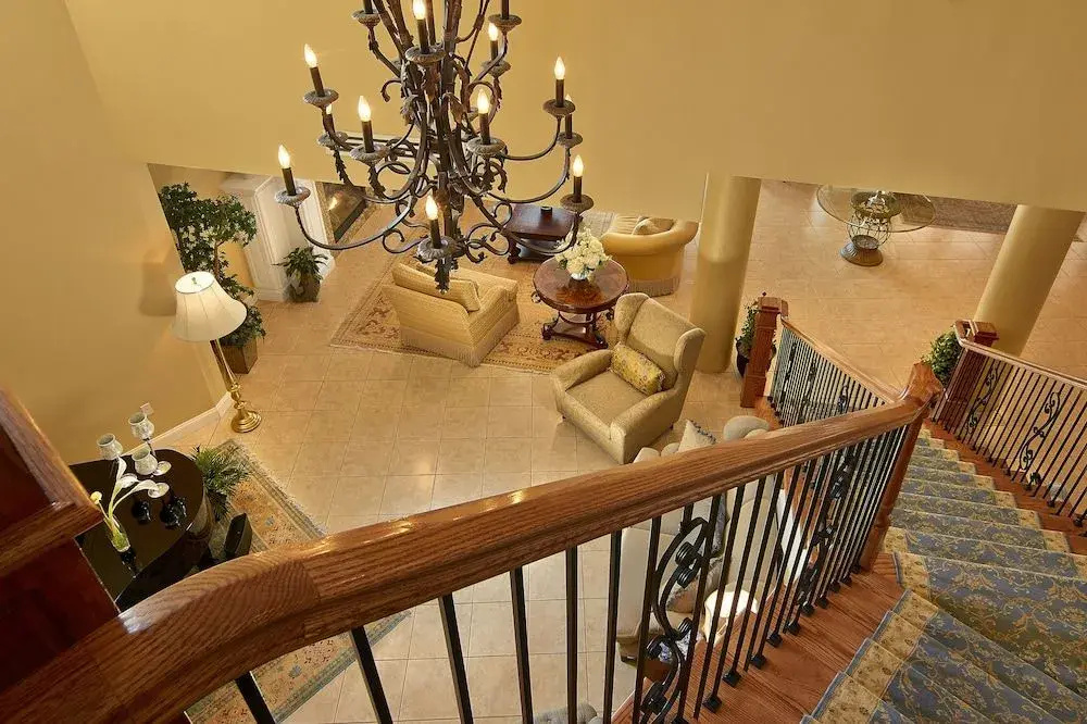 Balcony & Terrace