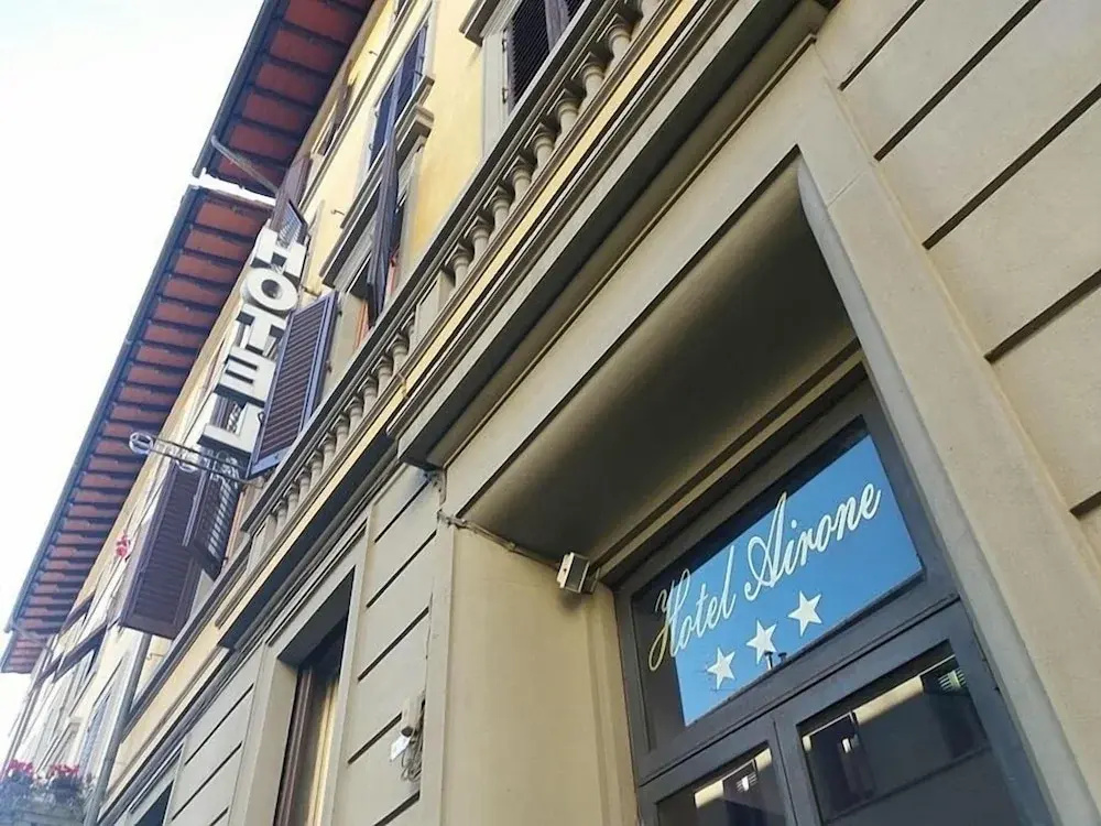Hotel photo 1