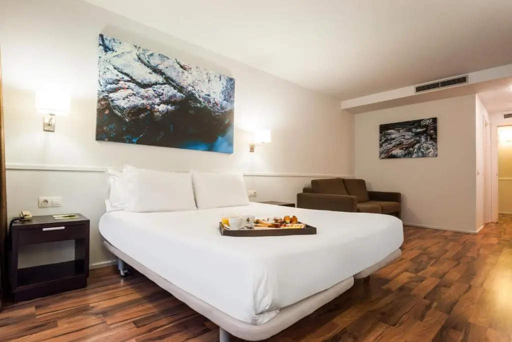 Exe Prisma Hotel - Chambres