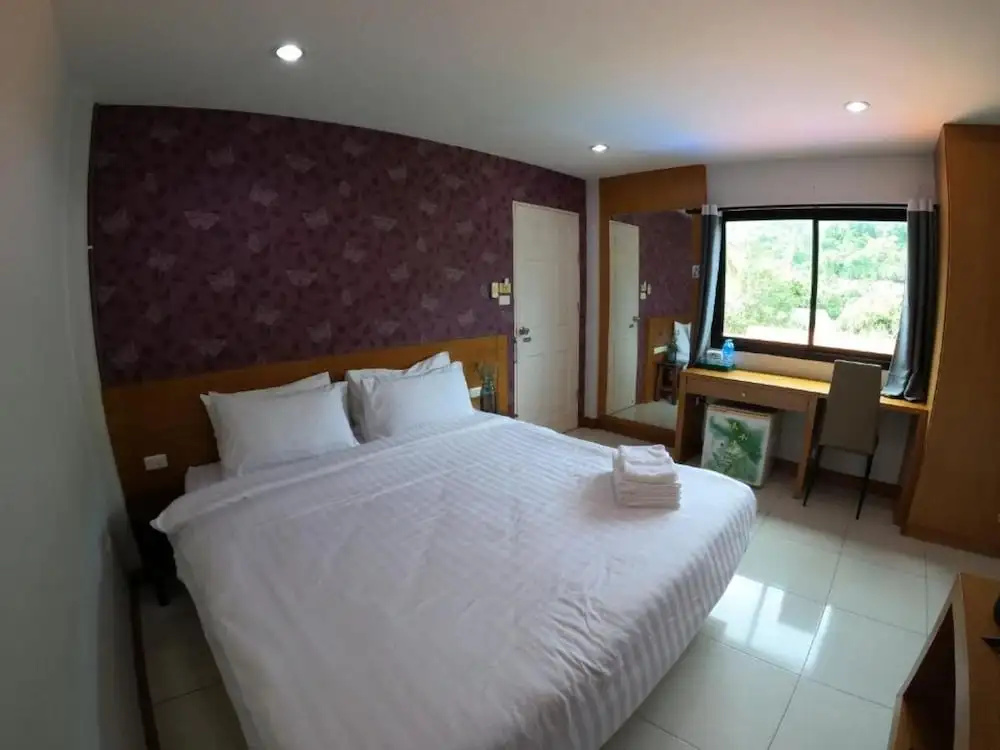 Coco mountain view — 4