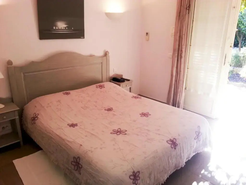 Htel Les Palmiers - Chambres