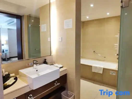 Двухместный номер Standard двуспальная кровать в Xincheng Hotel - Hohhot