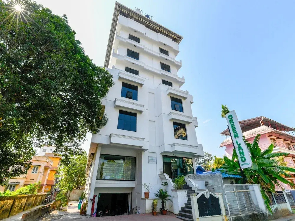 OYO 11309 Hotel Green Land Residency