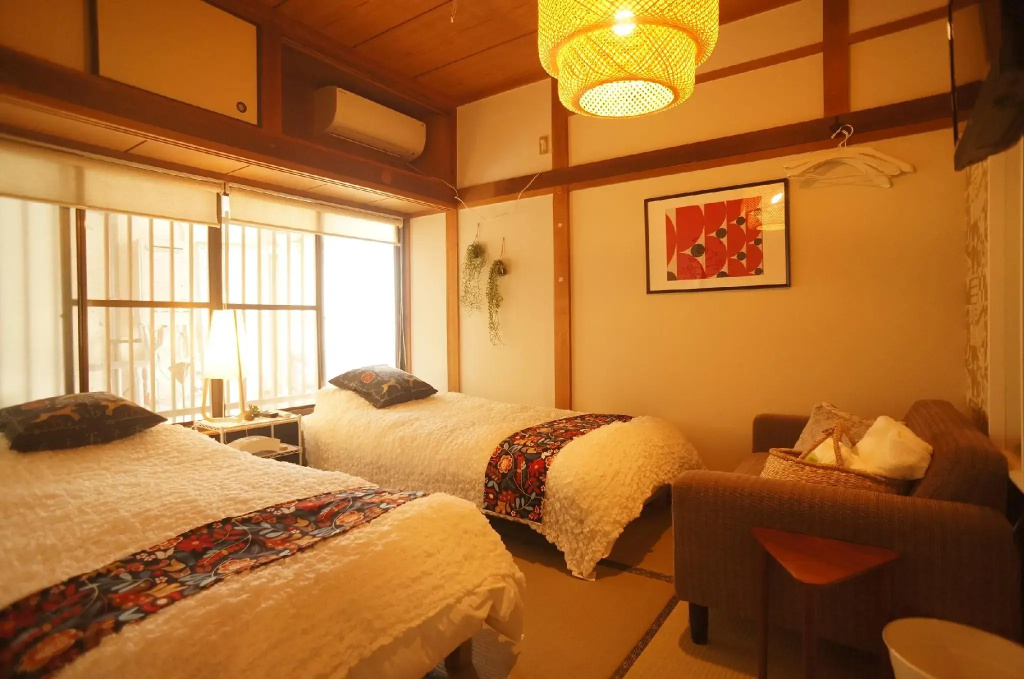 Economy room