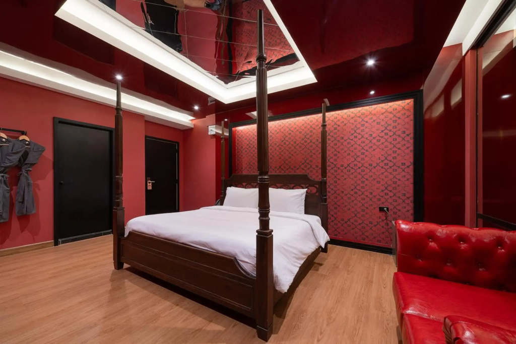 Отель G Boutique Silom Hotel в Бангкоке