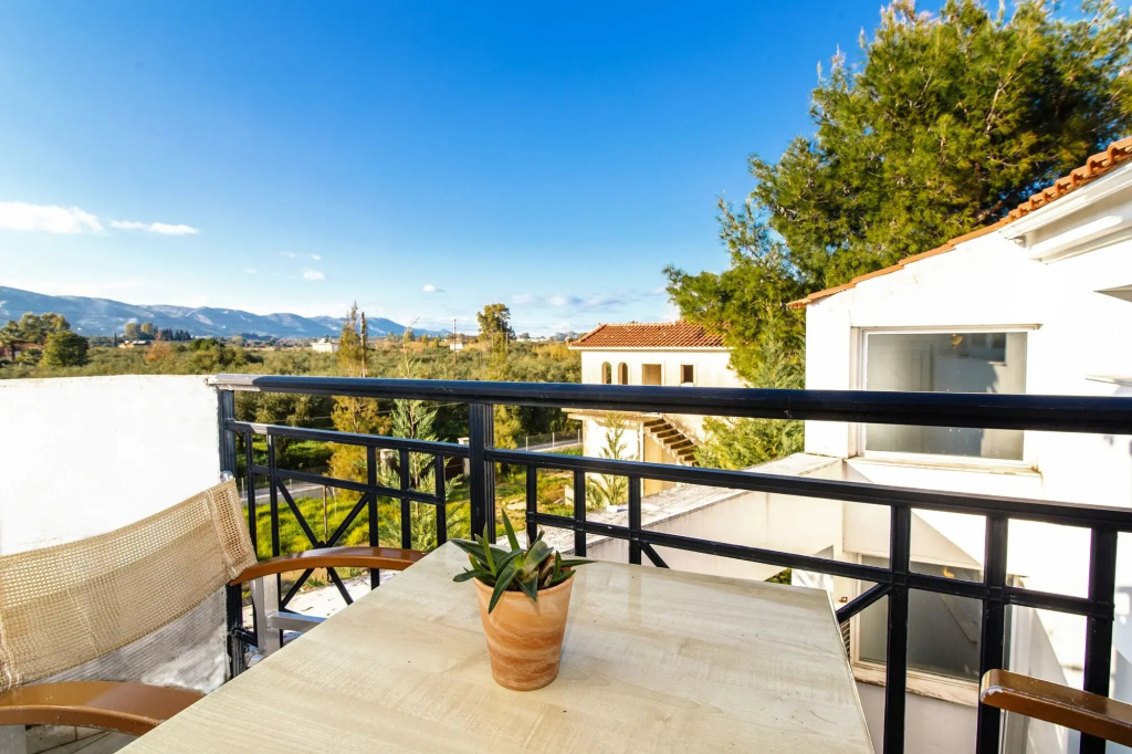 Balcony & Terrace
