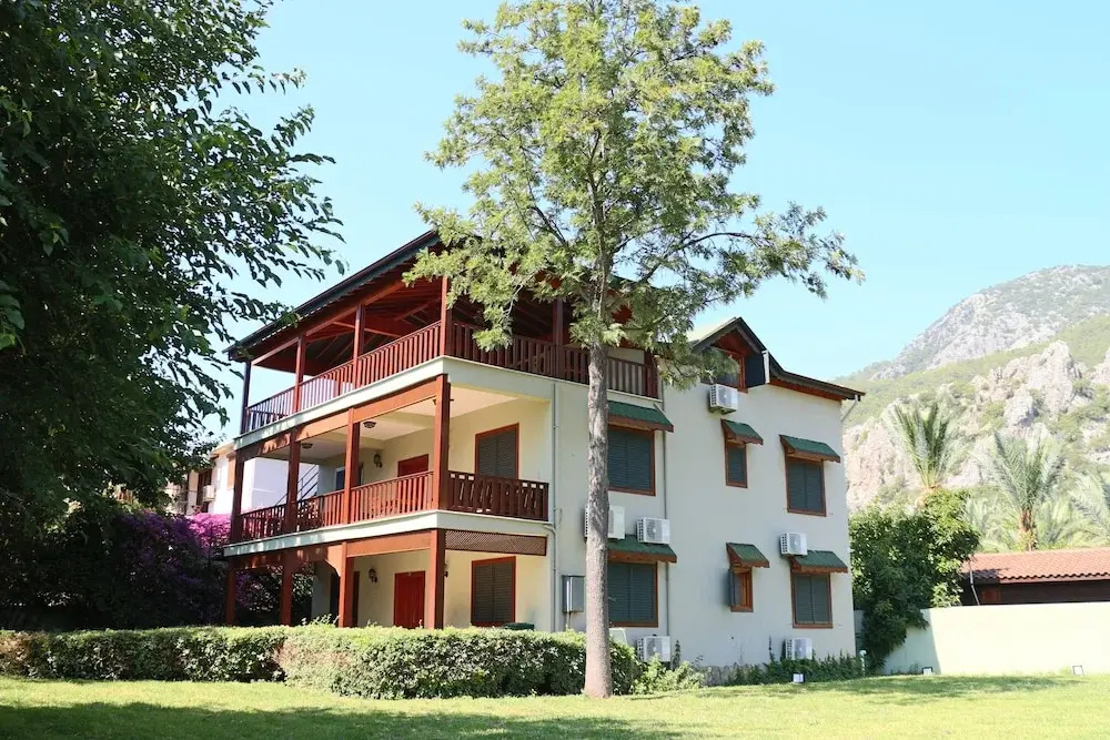 Hotel photo 11