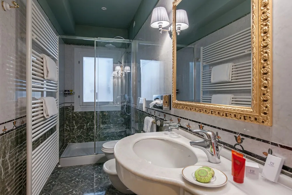 Hotel Al Ponte Antico - Chambres