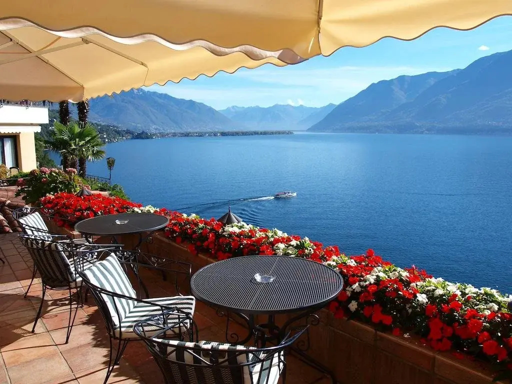 Balcony & Terrace