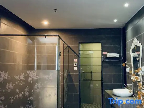 Номер Superior в Yiyue Express Hotel