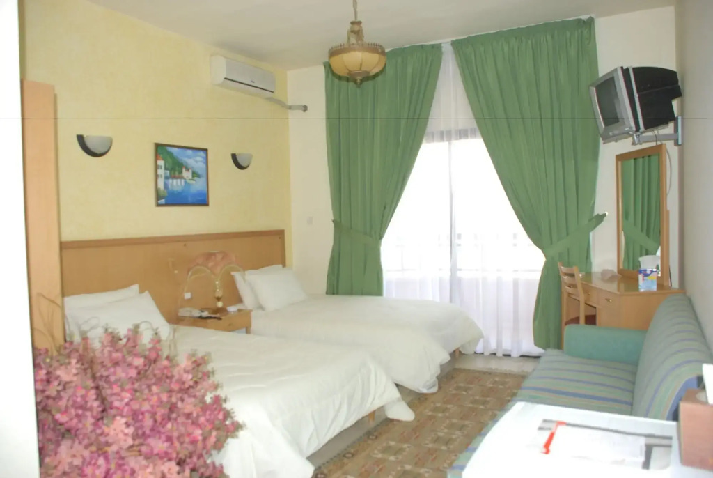 Platinum Hotel - фото 16