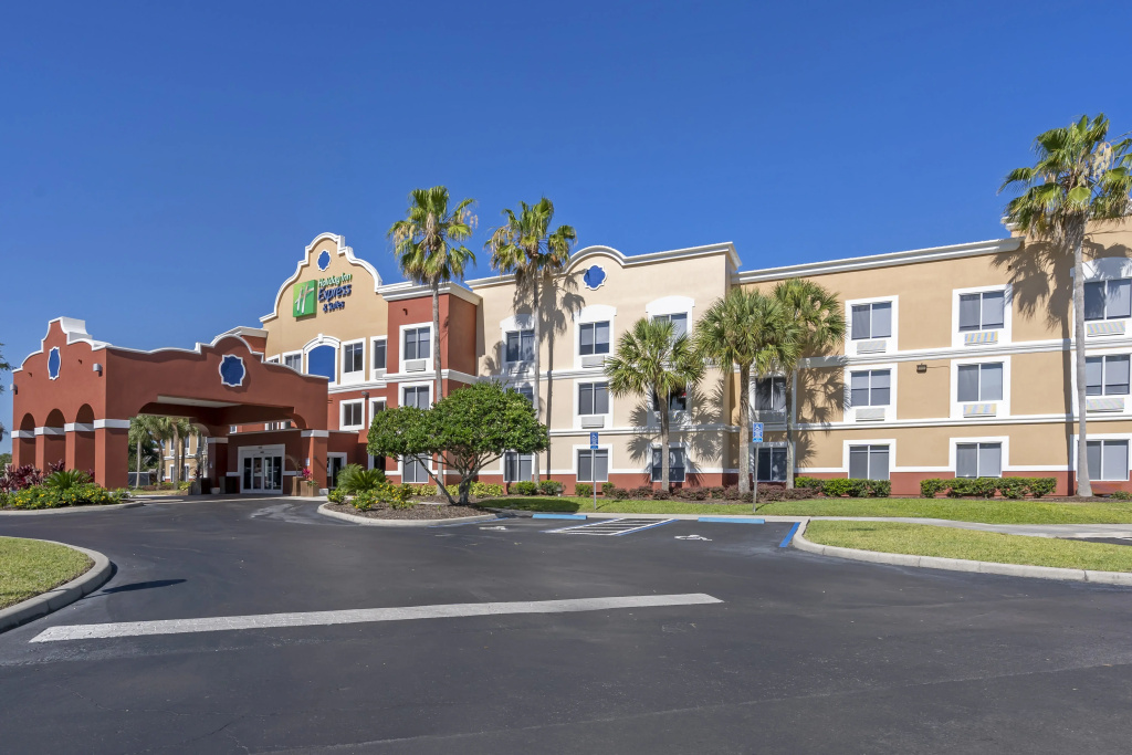 Holiday Inn Express Hotel & Suites The Villages by IHG