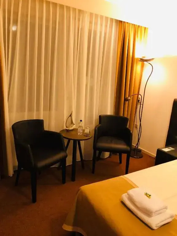 Hotel - Restaurant - Cafe- Geertien - Chambres