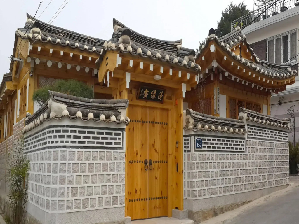 Cheong Yeon Jae Hanok Hotel
