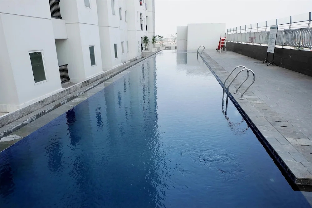 Comfy And Modern Look 2Br Northland Ancol Apartment
