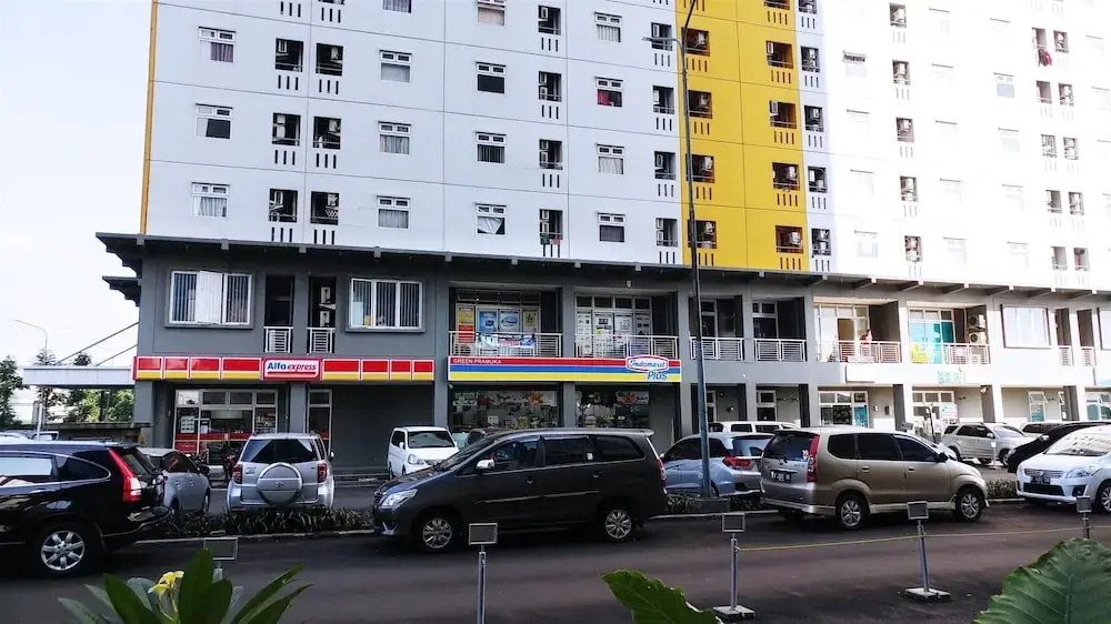 Best Price Green Pramuka Apartment