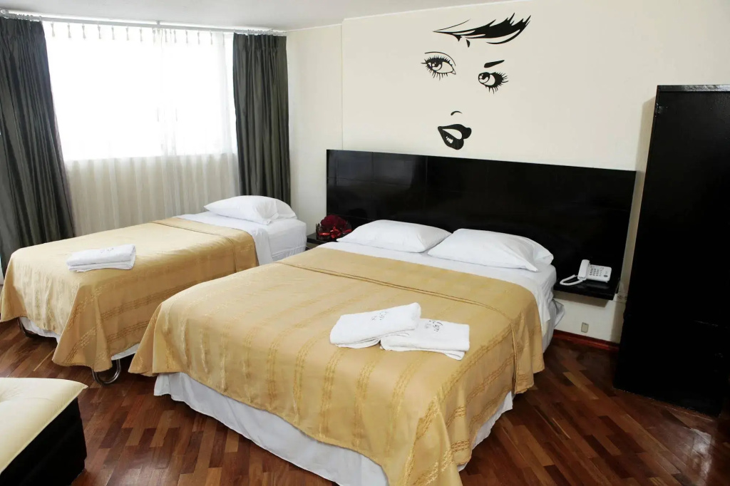 Hotel photo 2