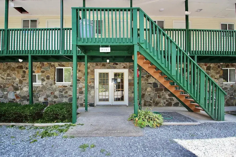 Westbrook Inn Lake George