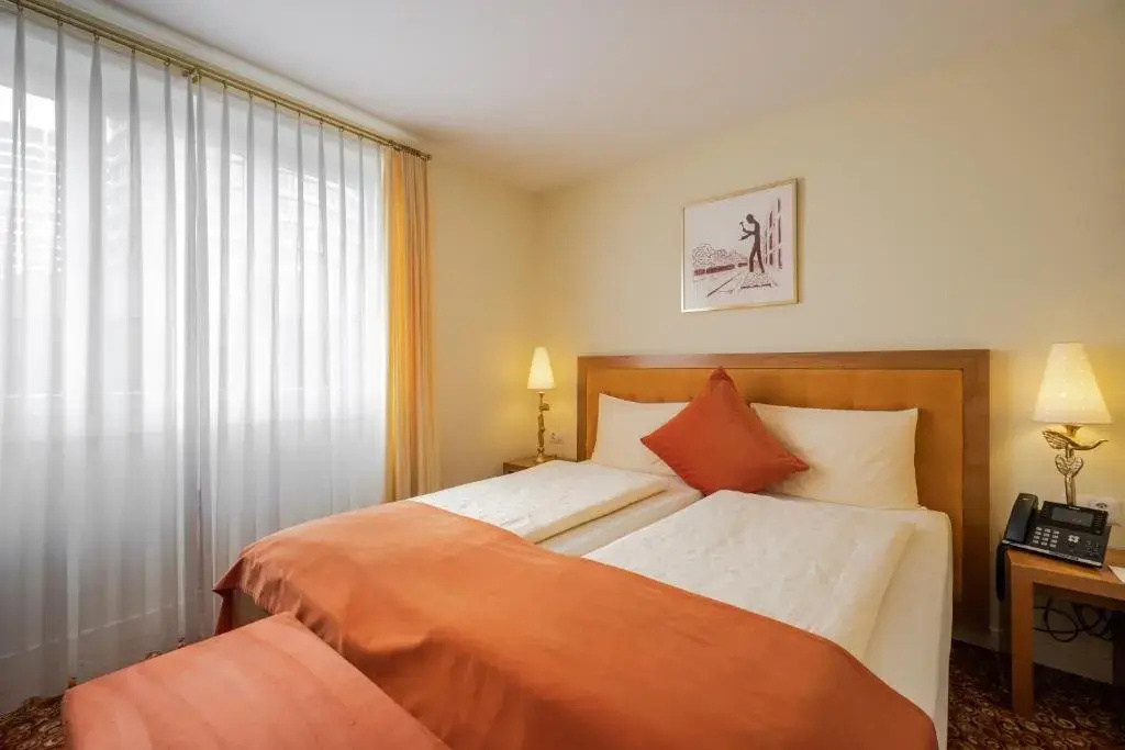 Smart Double room (full double bed)