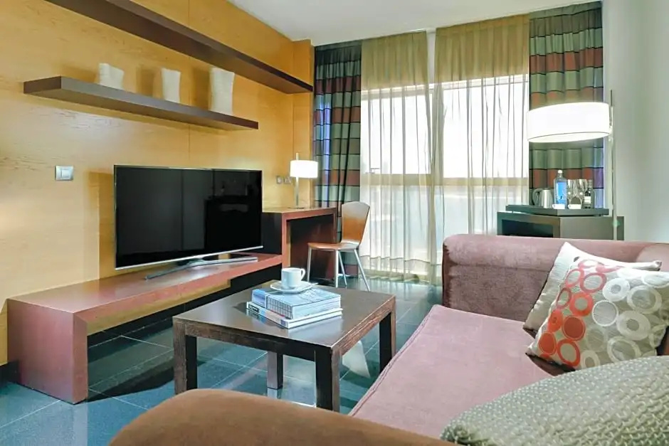 Hesperia Fira Aparthotel - Chambres