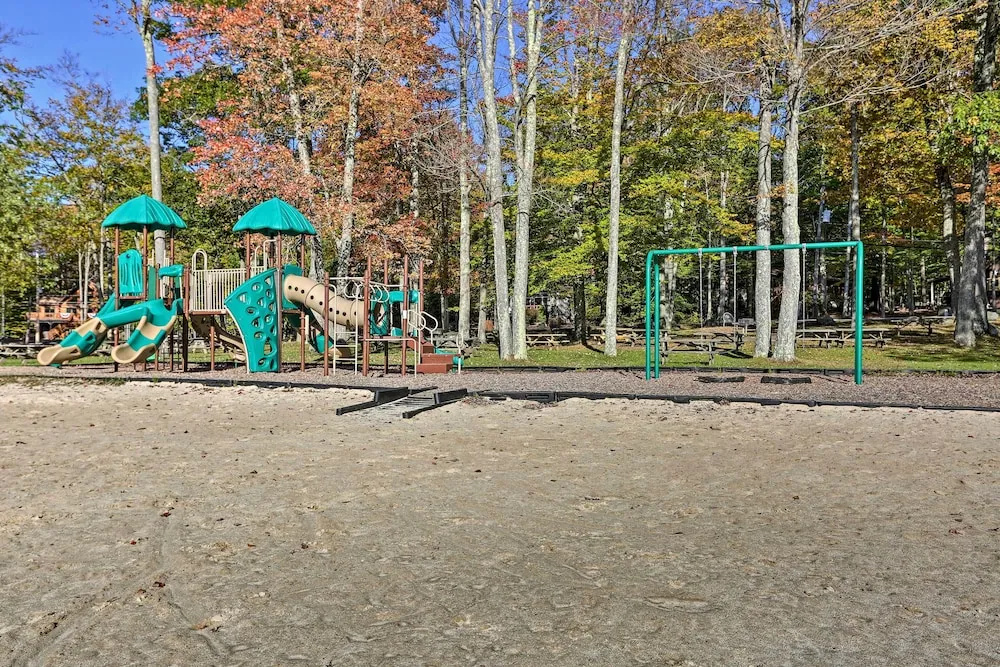9 Mi to Jack Frost Slopes! 'bear Den' w/ Game Room