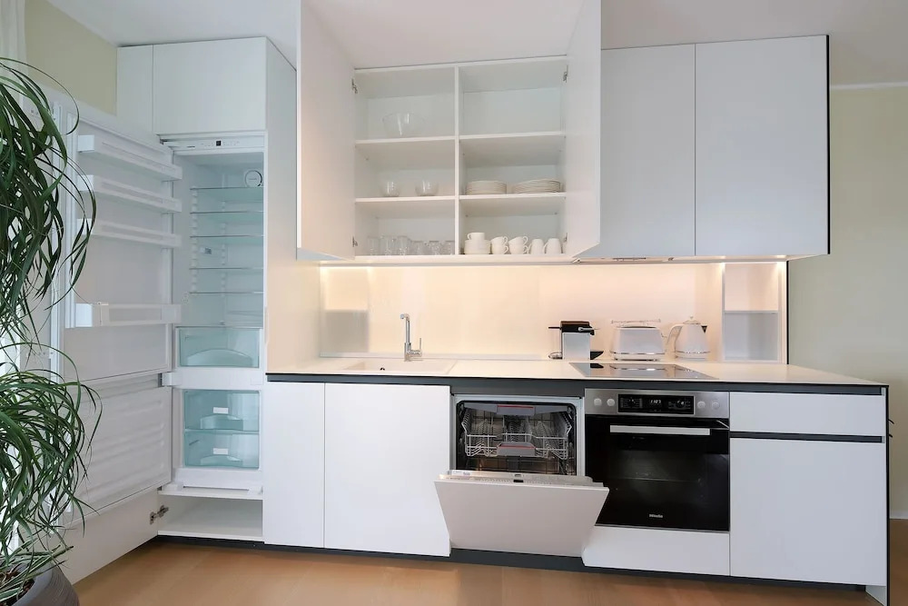 New Apartment with Swimming Pool - фото 13