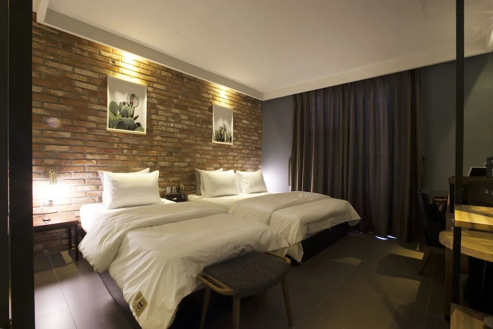 Standard Double room (twin beds)