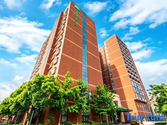 Comfortable Living Hotel Apartment(Jinqiao Jinjing Road Store)