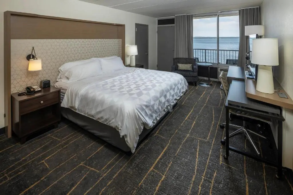 Holiday Inn Detroit Lakes - Lakefront by IHG - Chambres