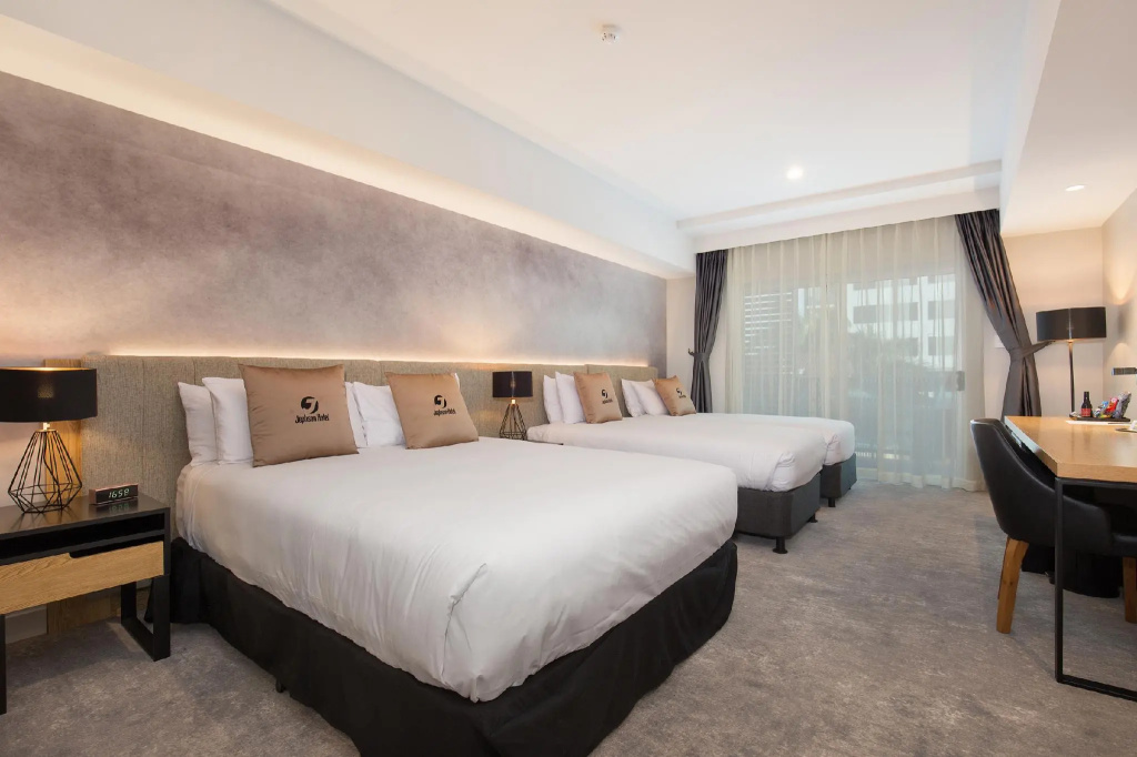 Deluxe Family room