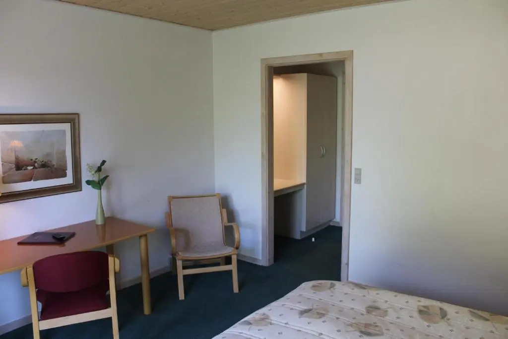 Standard Double room (full double bed)