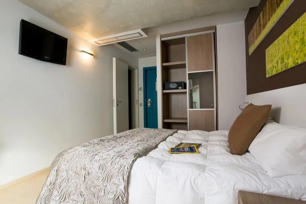 2 Bedrooms Standard Quadruple Family room