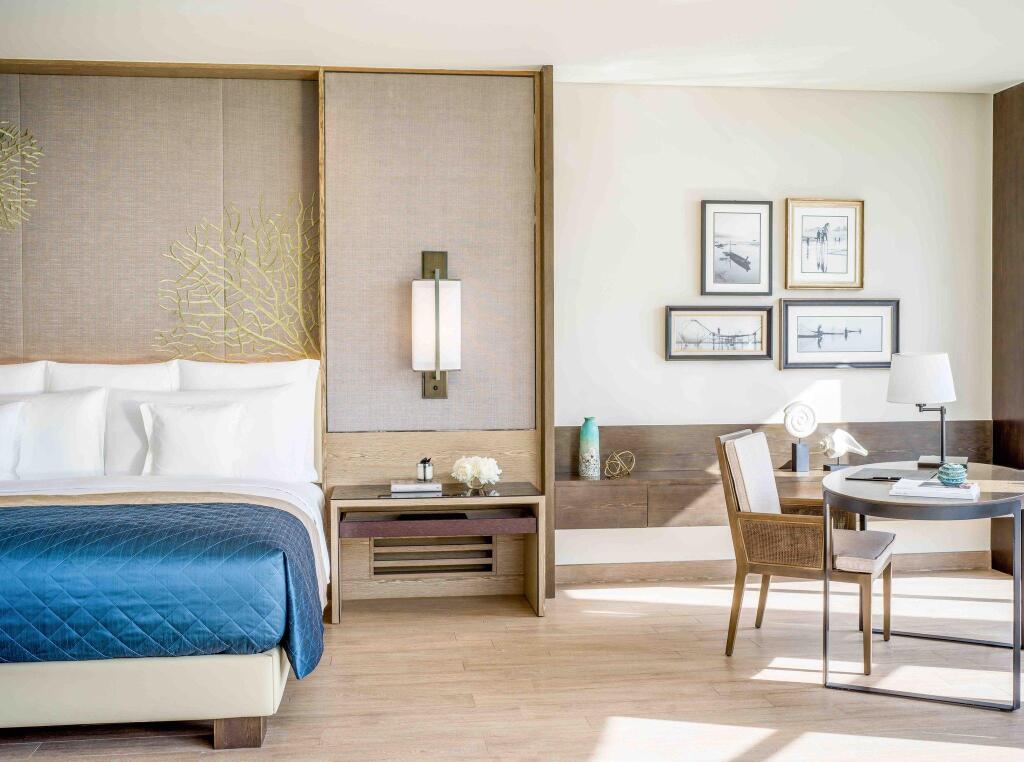 Intercontinental Phu Quoc Long Beach Resort
