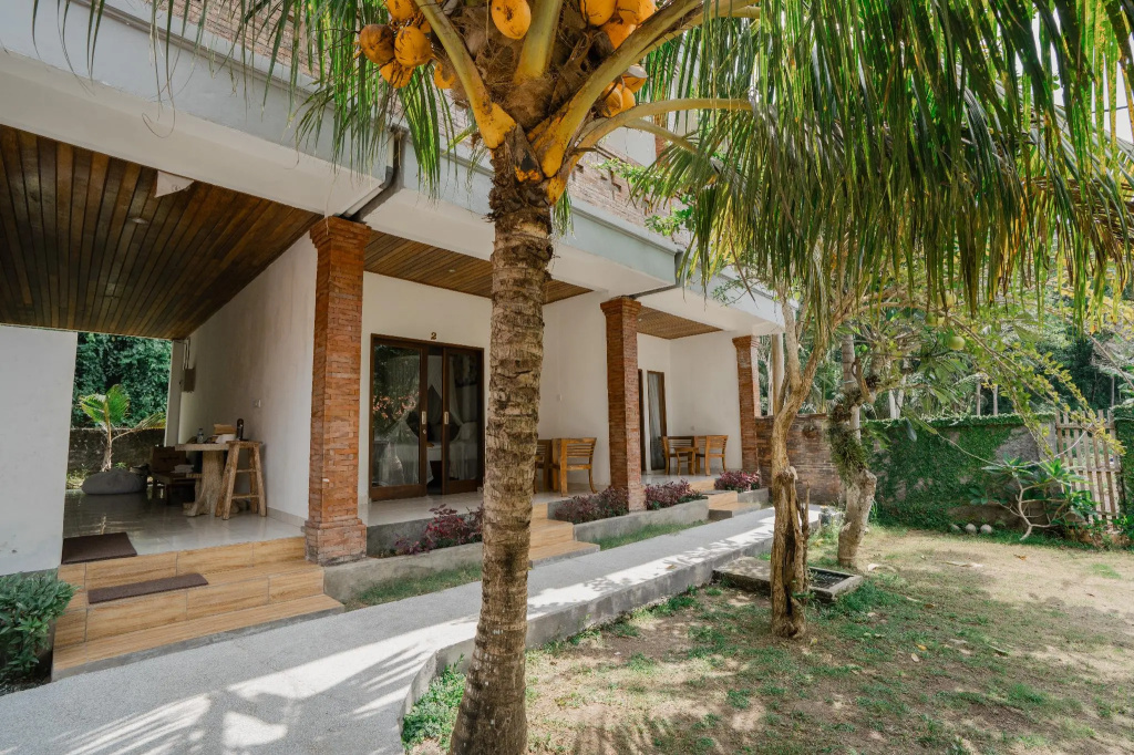 Crystal Bay Pool View Bungalow