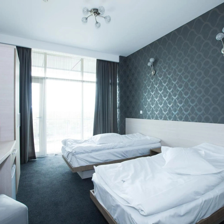 Albert Hotel & Restaurant — 5
