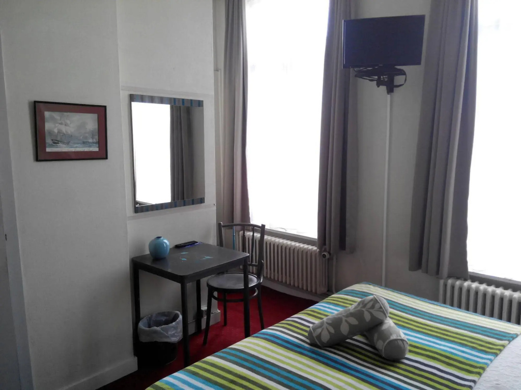 Hotel photo 12
