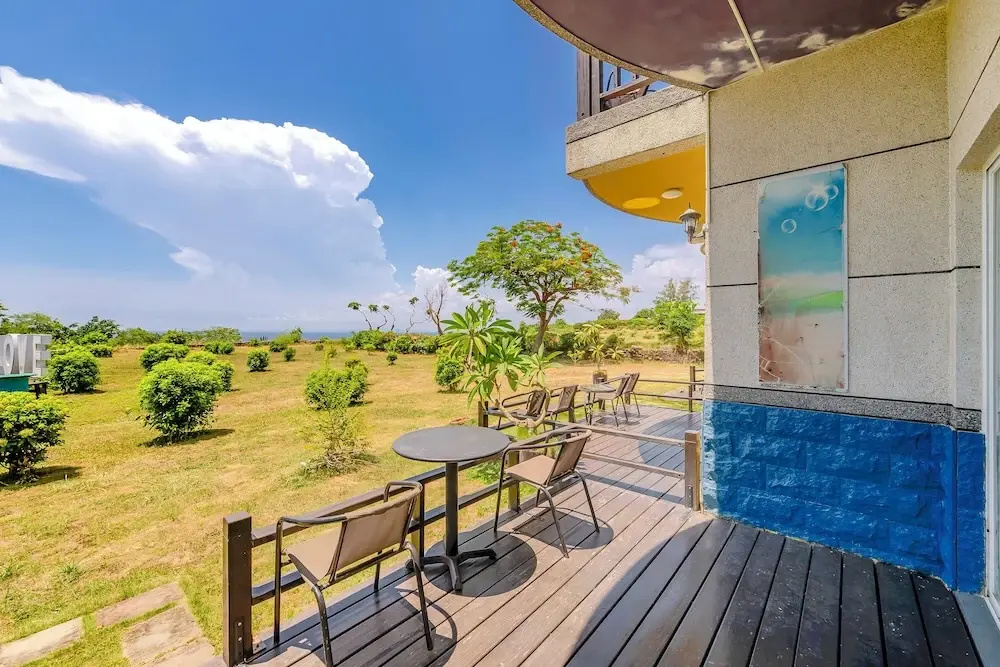 Standard Double room with balcony and with sea view (full double bed)