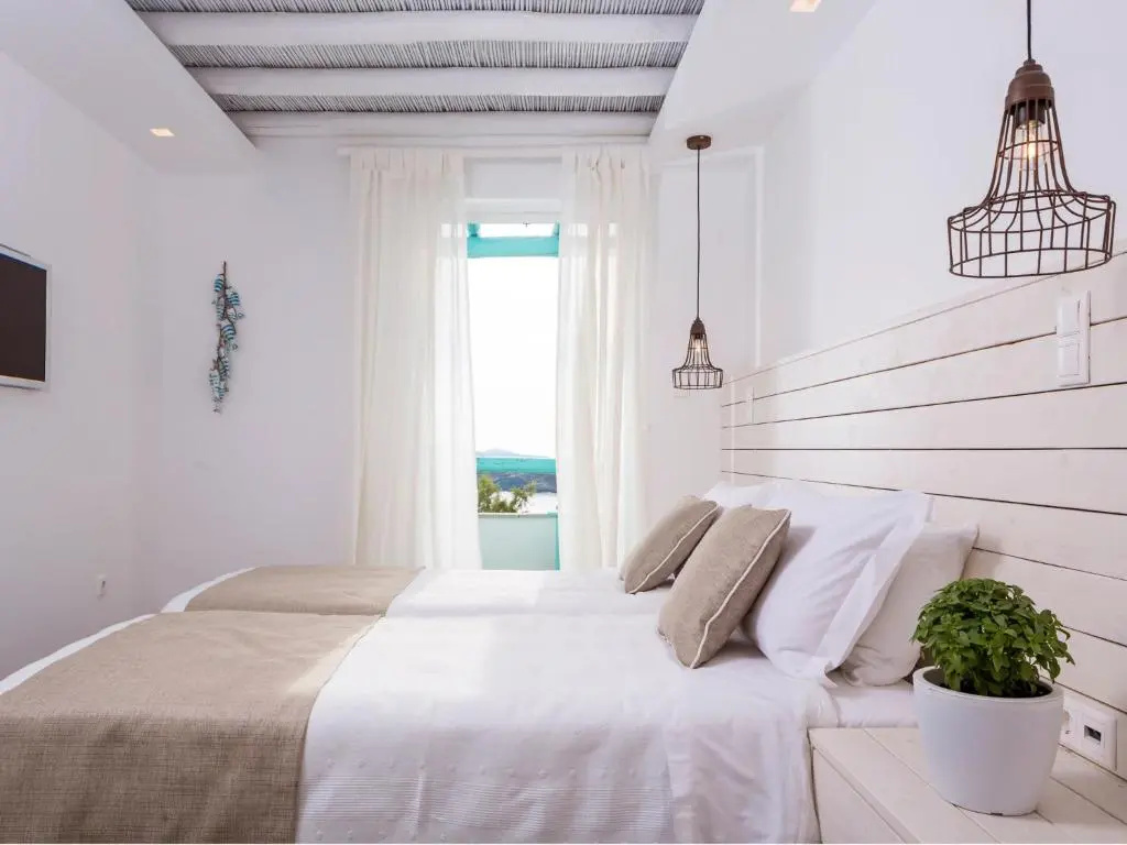 Balcony & Terrace