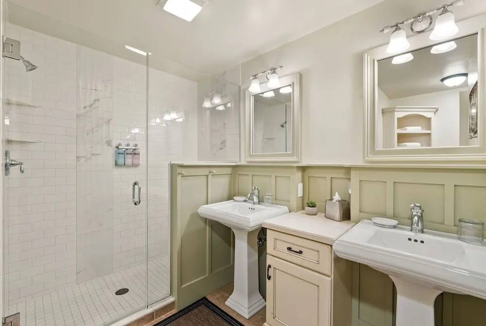 2 Bedrooms Cottage